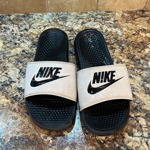 Nike slides